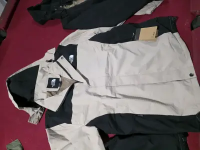 Chaqueta impermeable The North Face para hombre - miniatura 2