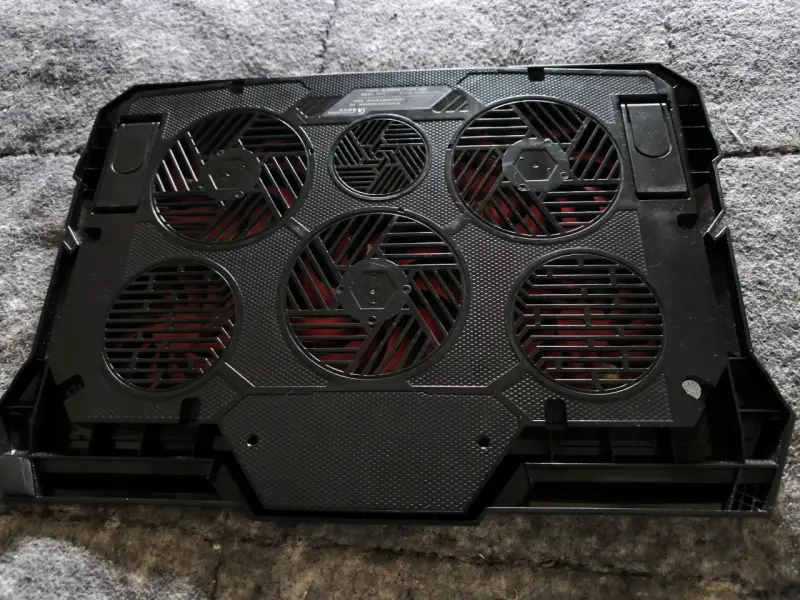 Base de Enfriamiento paraLaptop con 5 Ventiladores - 3