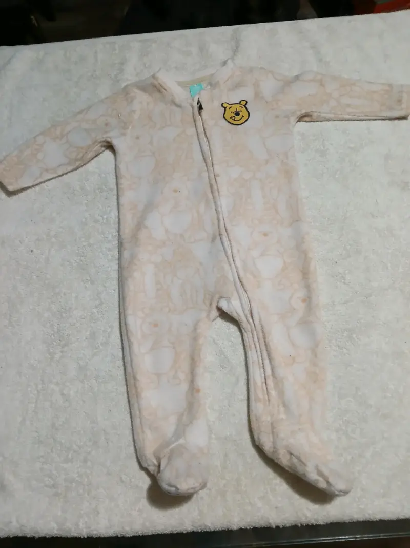 Pijama de bebé con diseño de personajes - 1