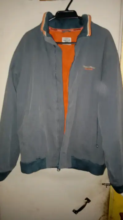 Chaqueta Reebok Newport Classic gris y naranja - miniatura 1