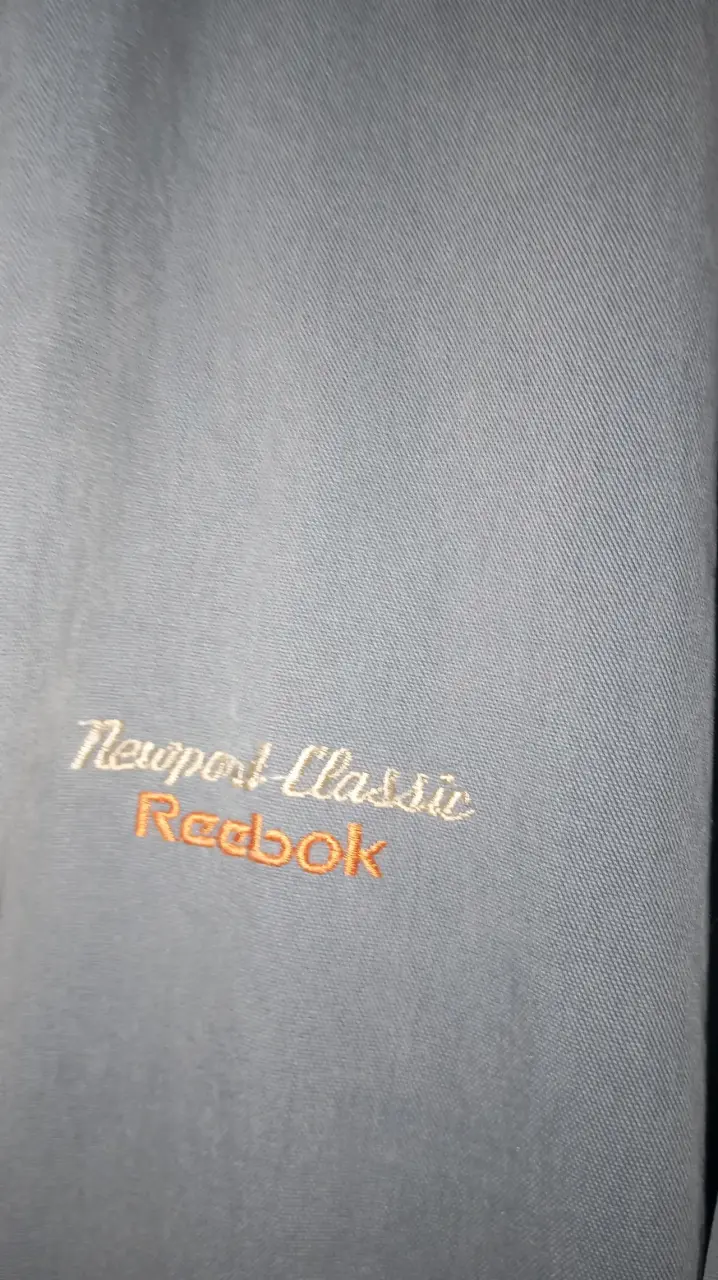 Chaqueta Reebok Newport Classic gris y naranja - 2