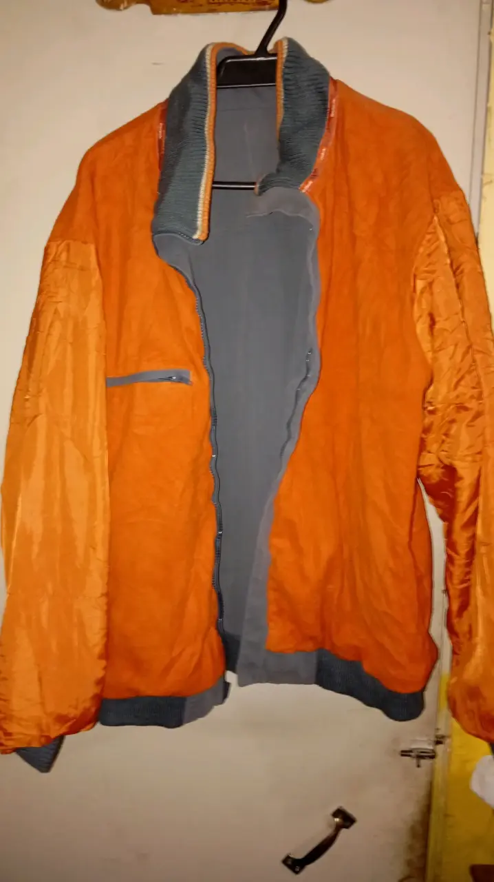 Chaqueta Reebok Newport Classic gris y naranja - 6