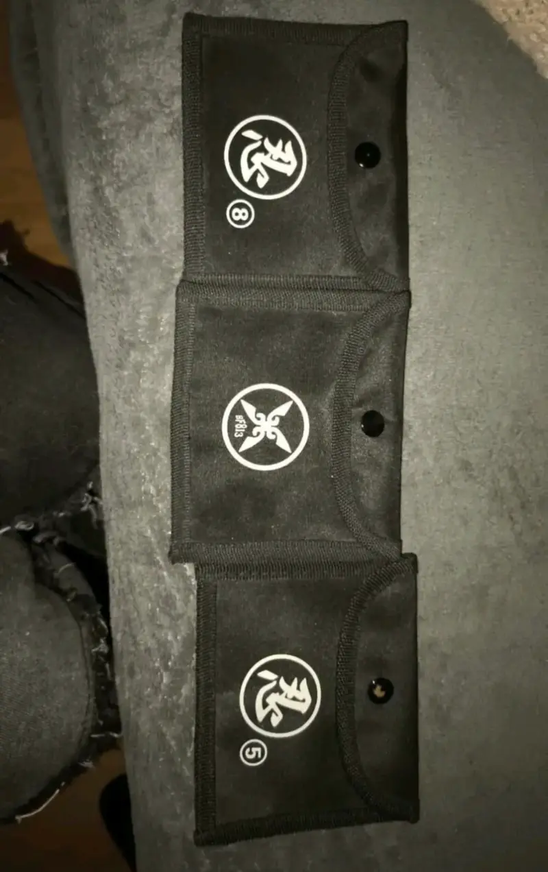 Set de Shurikens Ninja con Fundas - 2