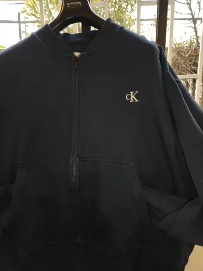 Polerón azul Calvin Klein con cierre - miniatura 1