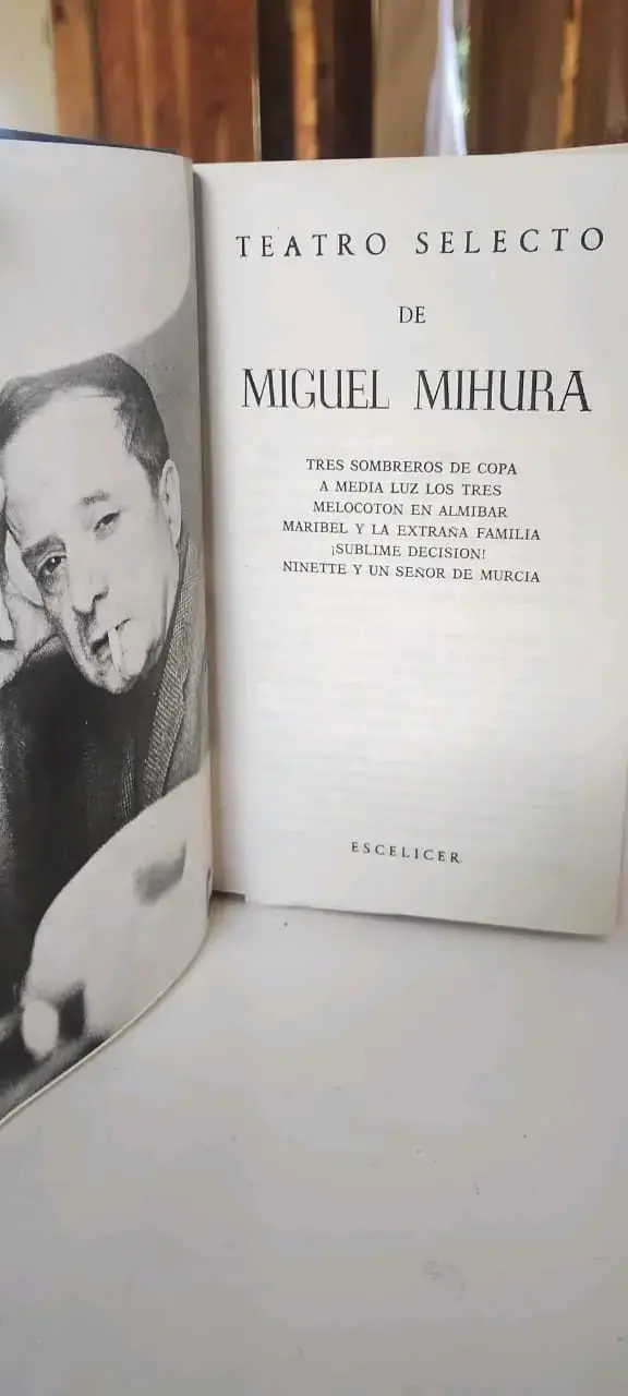 Libro Teatro Selecto de Miguel Mihura - 2