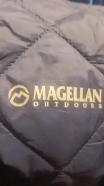 Chaqueta acolchada azul Magellan Outdoors - miniatura 4