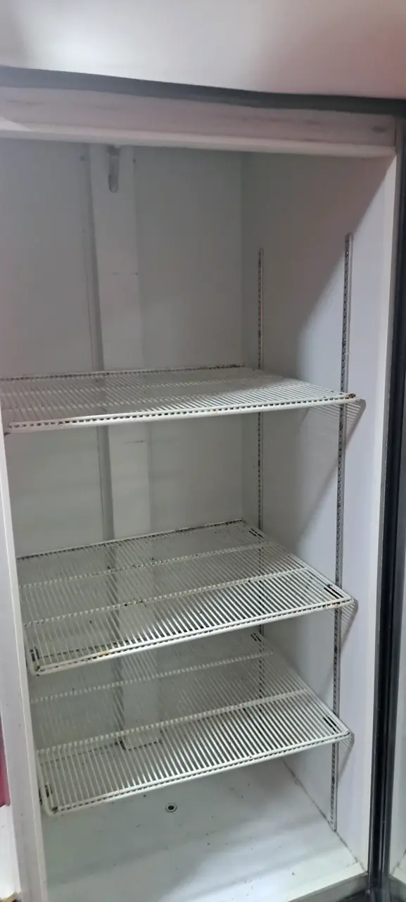 Refrigerador vitrina vertical de vidrio - 3