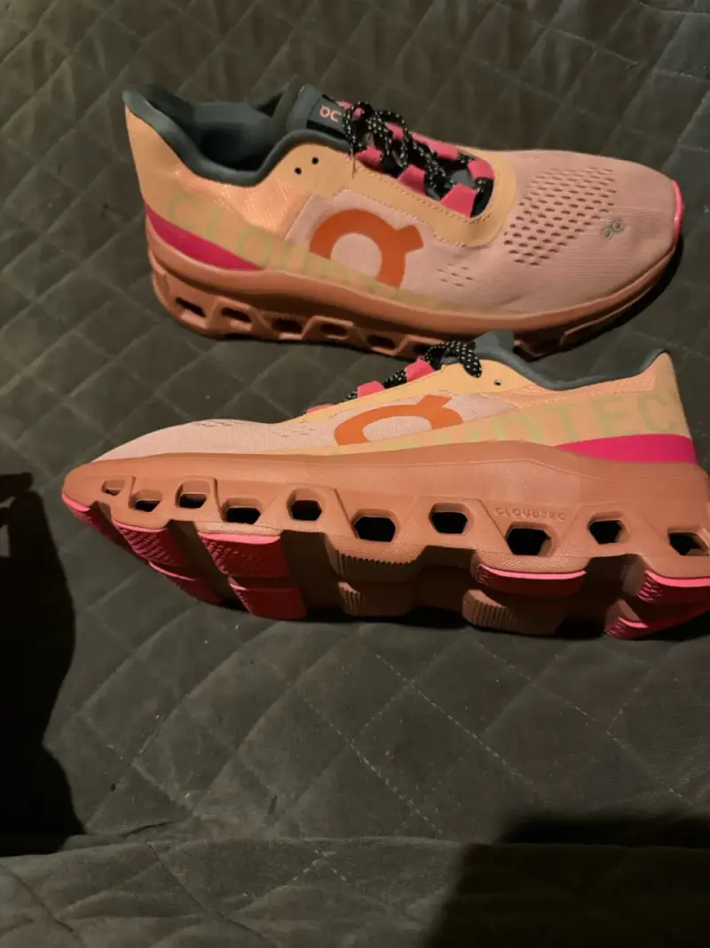 Zapatillas deportivas On Cloudtec rosadas - 3