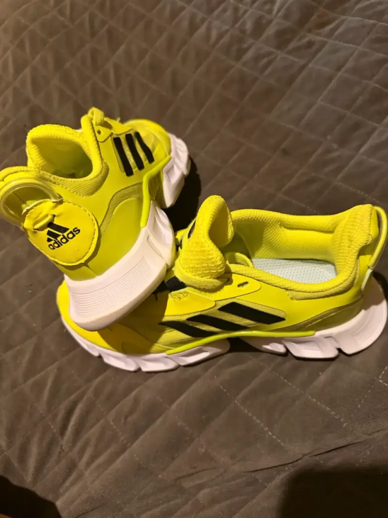 Zapatillas deportivas amarillas Adidas - 4