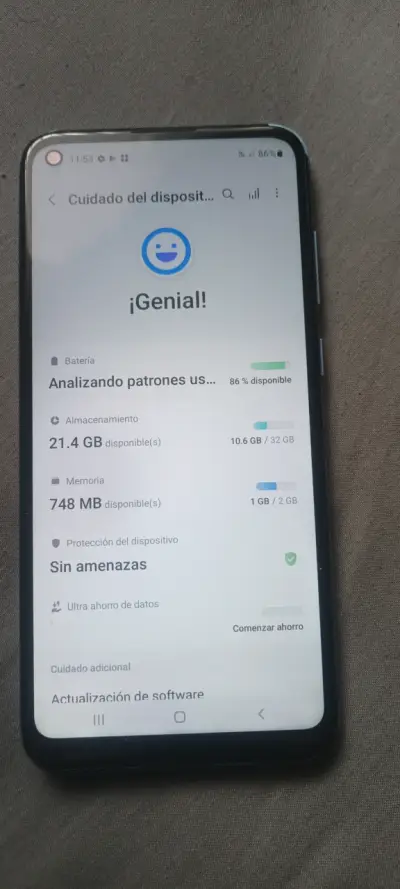 Samsung Galaxy A11 en buen estado - miniatura 3