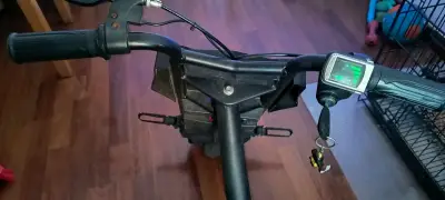 Triciclo eléctrico - miniatura 3
