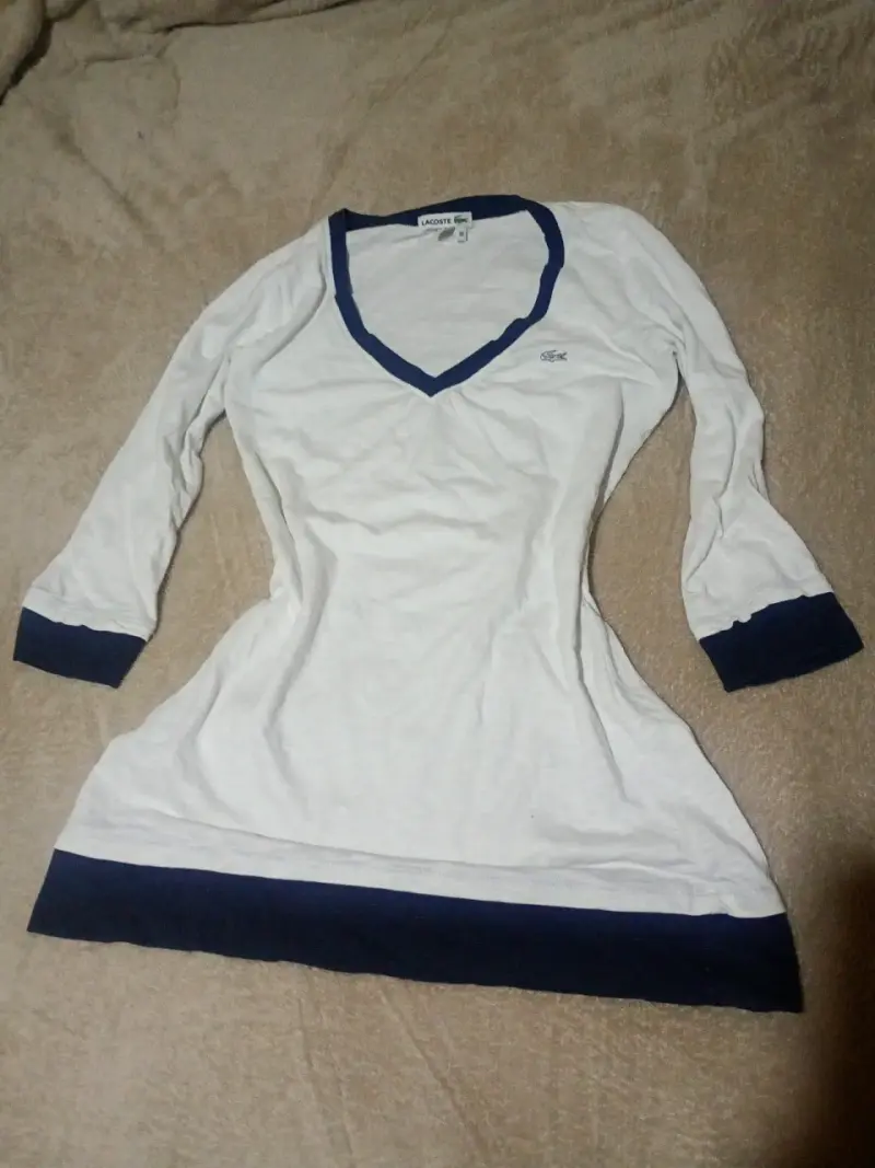 Vestido Lacoste blanco con detalles azul marino - 2