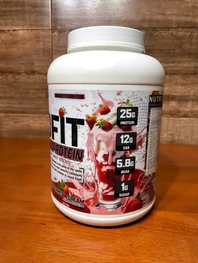 Proteína Nutrex IsoFit Sabor Fresas y Crema 5 lbs - miniatura 2