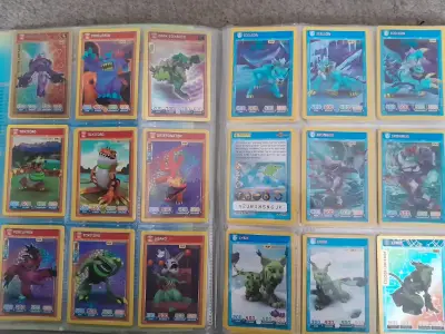 Álbum de cartas coleccionables Invizimals Batalla de Cazadores - miniatura 3