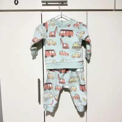 Conjunto bebé talla 6M - miniatura 1