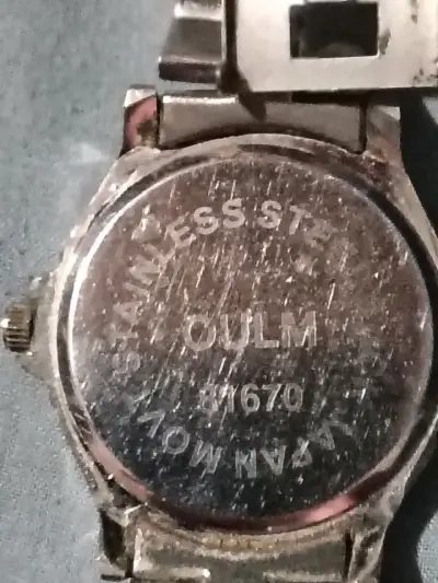 Reloj de pulsera Oulm de acero inoxidable - miniatura 2