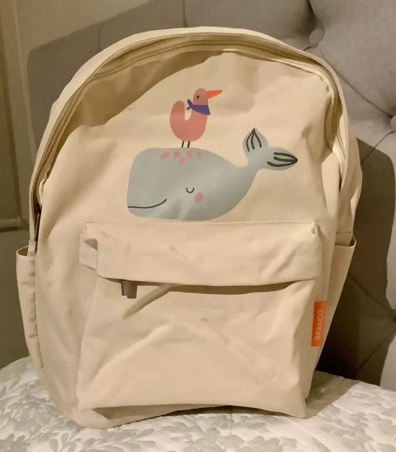 Mochila infantil beige impermeable nueva 15 litros - 4