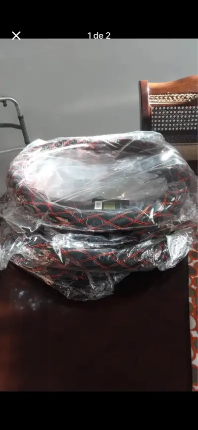 Cubre volante rojo 45 cm universal - miniatura 3