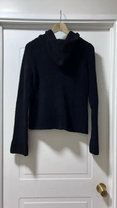 Chaqueta de lana negra con capucha para mujer - miniatura 2