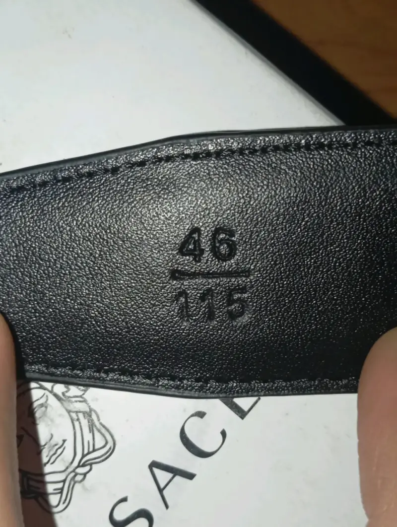 Cinturón de cuero negro Versace - 3