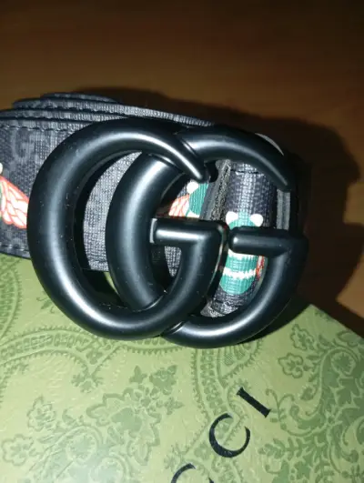Cinturón Gucci con diseño de abeja - miniatura 2