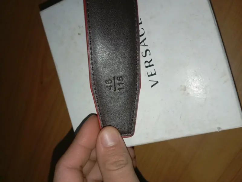 Cinturón rojo con hebilla Medusa Versace - 4