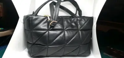 Cartera negra acolchada Zara elegante - miniatura 1