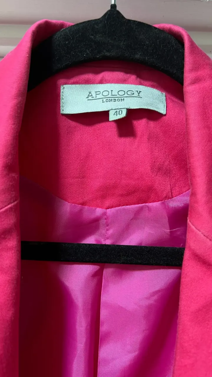 Blazer fucsia para mujer Apology London - 3