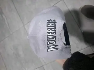 Gorra Marvel Wolverine gris y negra - miniatura 3