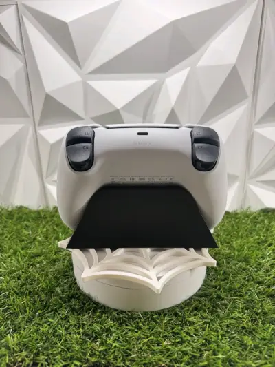 Soporte para control PS5 con diseño de Spider-Man - miniatura 3
