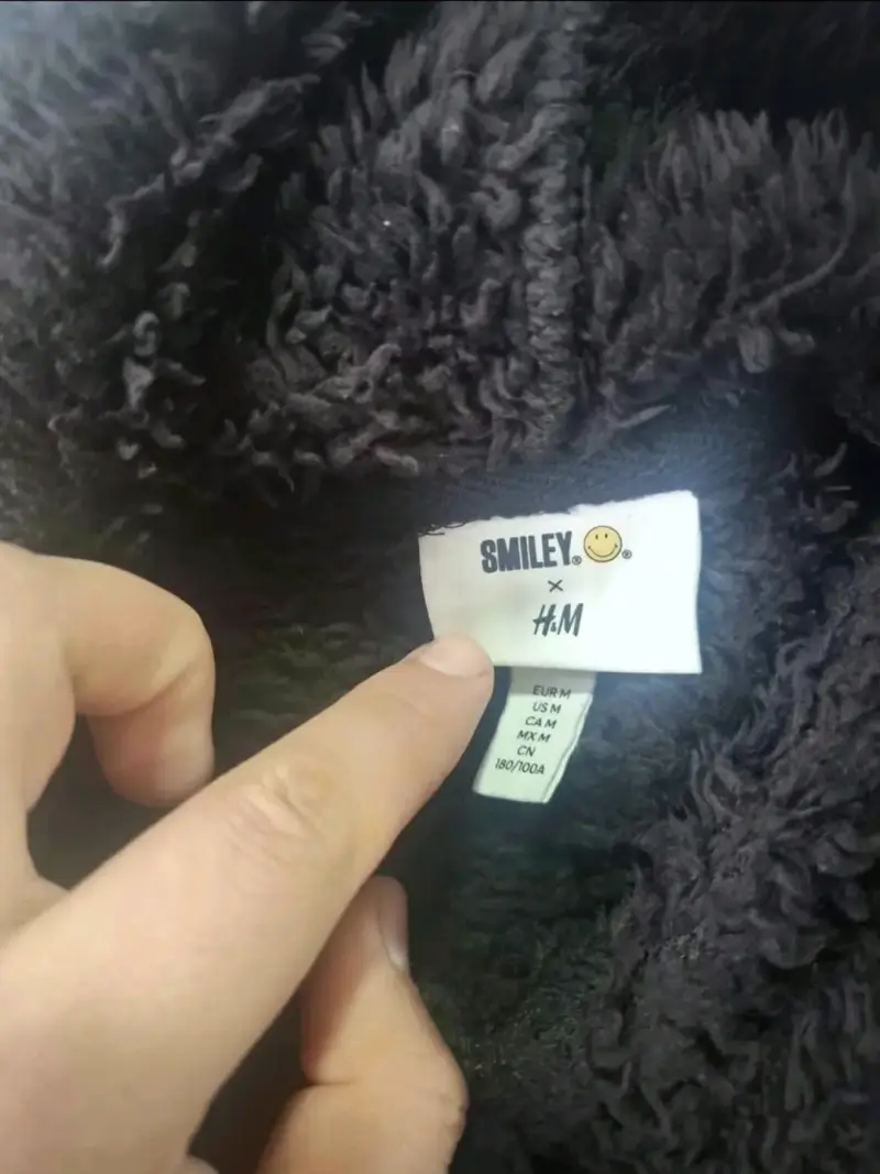 Polerón de felpa negro con capucha Smiley x H&M - 3