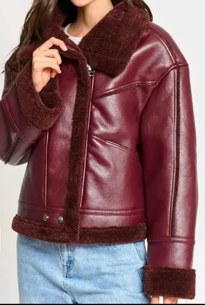 Chaqueta de cuero sintético burdeos con forro de lana - miniatura 2