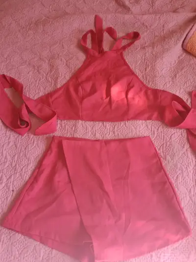 Conjunto de dos piezas rosado para mujer - miniatura 1