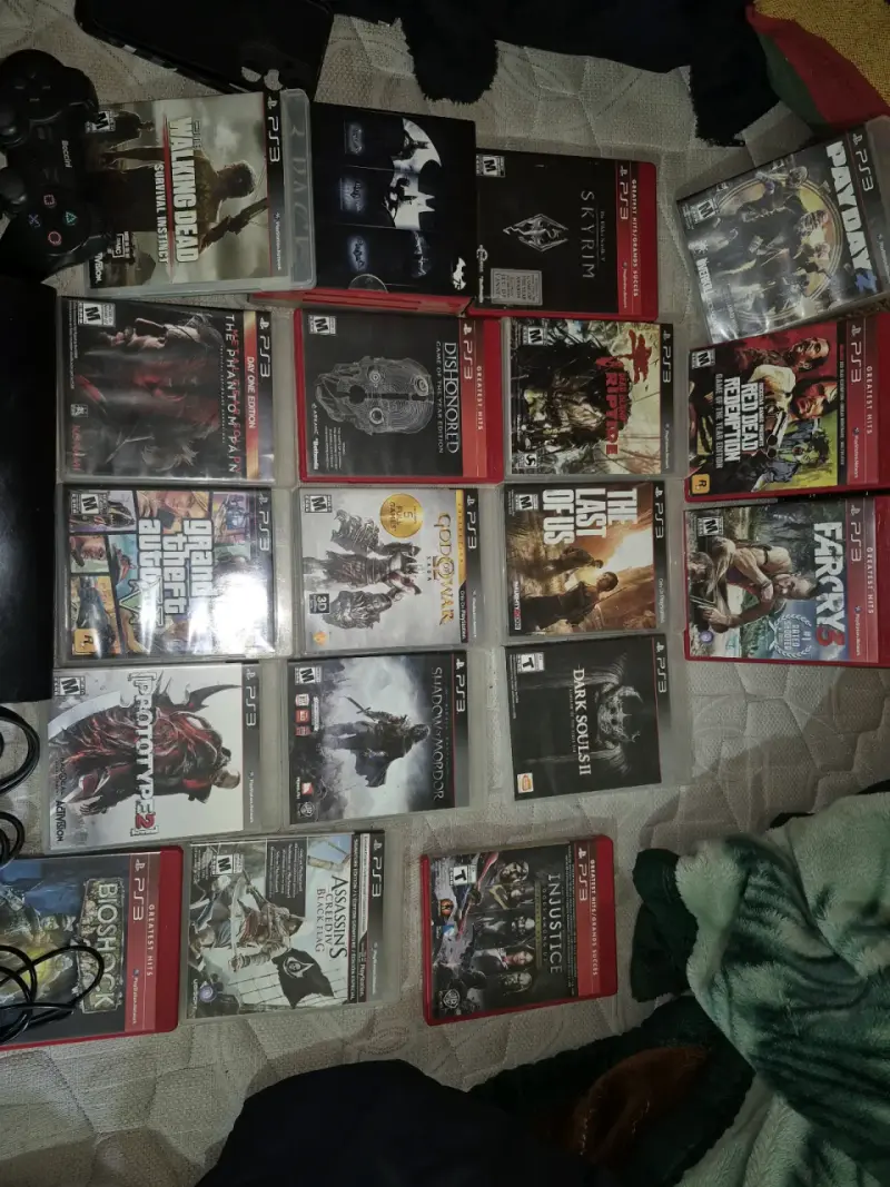 Consola PS3 con 20 juegos incluidos - 1