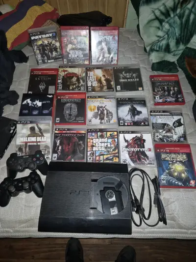Consola PS3 con 20 juegos incluidos - miniatura 2