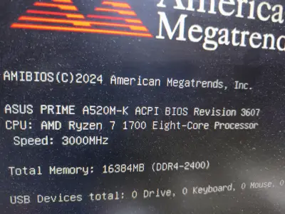 Procesador AMD Ryzen 7 1700 de 8 núcleos - miniatura 2