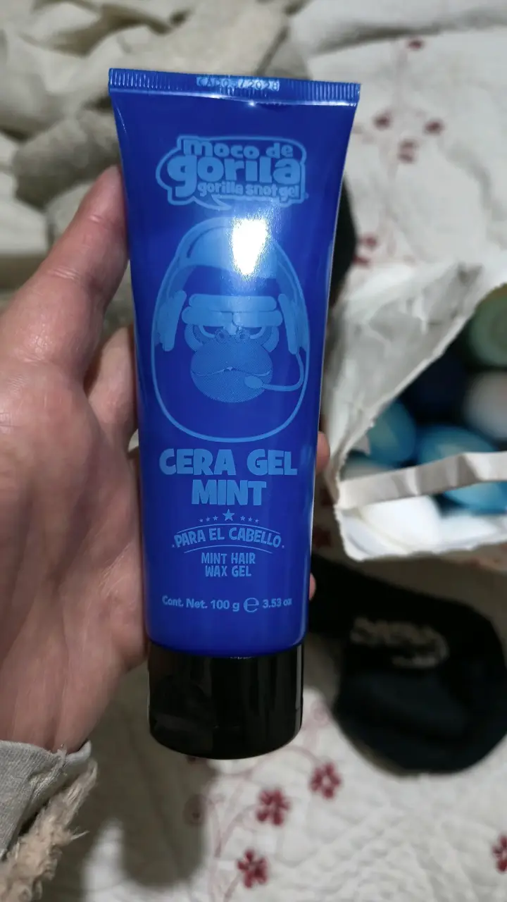 Set de desodorantes Secret, Nivea y Garnier - 5