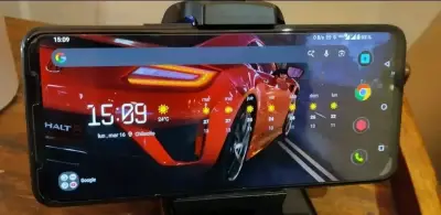 ASUS ROG PHONE 7 - miniatura 1