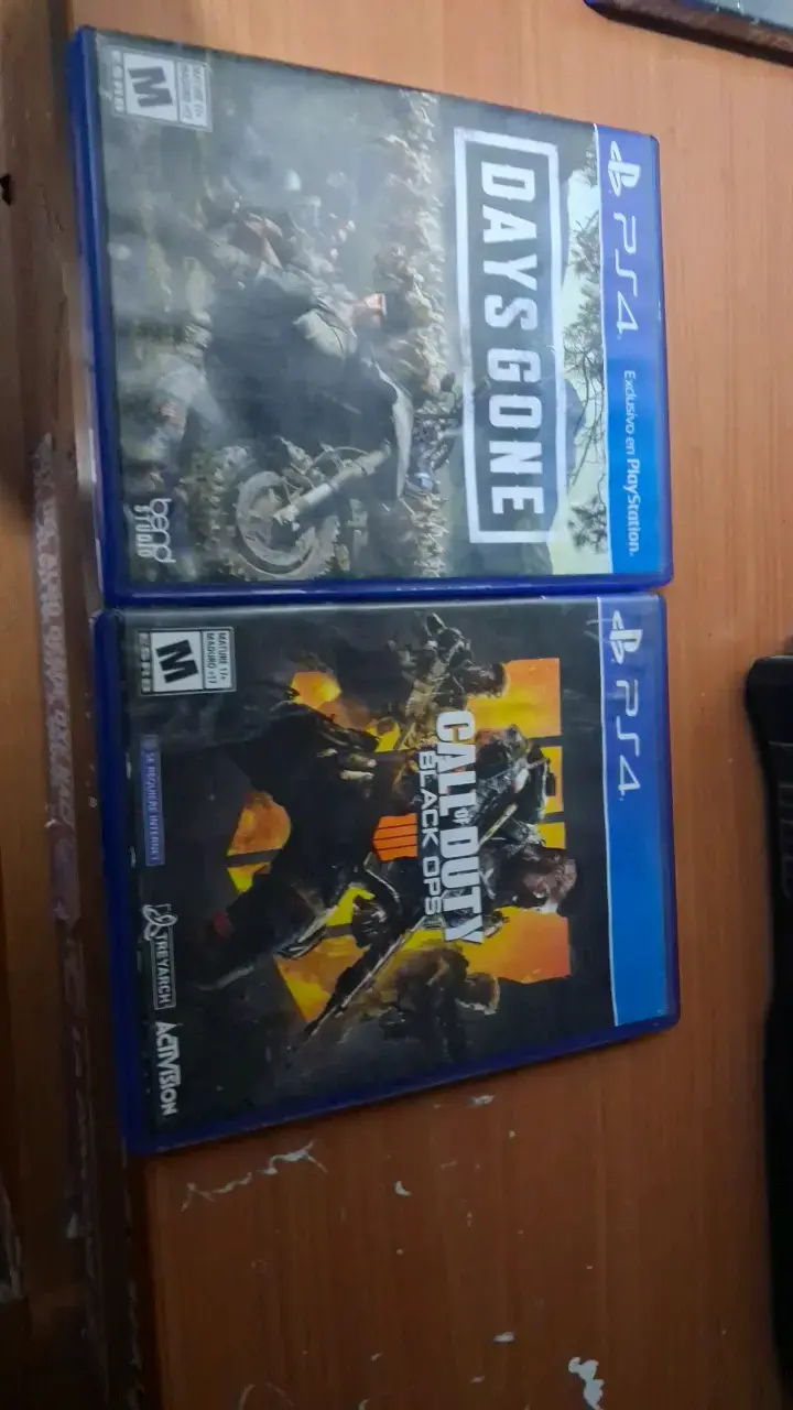 Juegos PS4 Days Gone y Call of Duty Black Ops 4