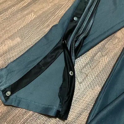 Buzo Baggy Adidas Vintage Talla M - miniatura 3