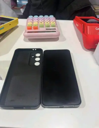 Samsung s24fe - miniatura 3