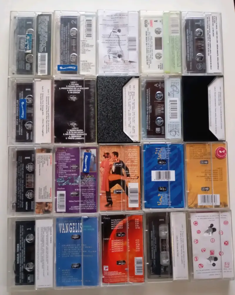Colección de Cassettes de Música Variada - 2