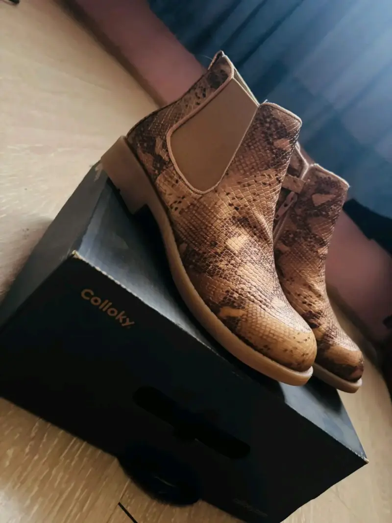 Botines dorados de cuero sintético para niñas - 5