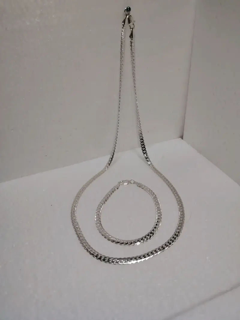 Conjunto de collar y pulsera de plata 925