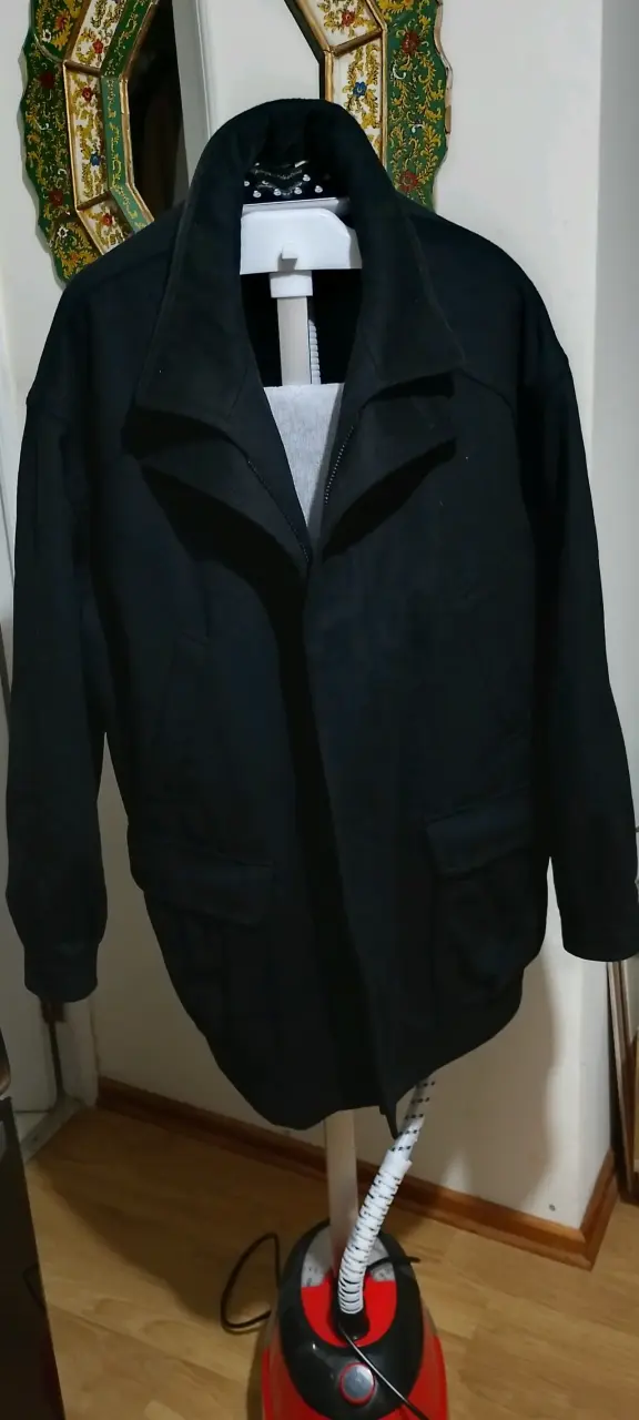 Chaqueta negra de invierno para hombre - 1