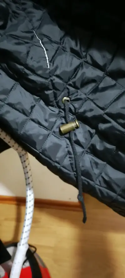 Chaqueta negra de invierno para hombre - miniatura 4