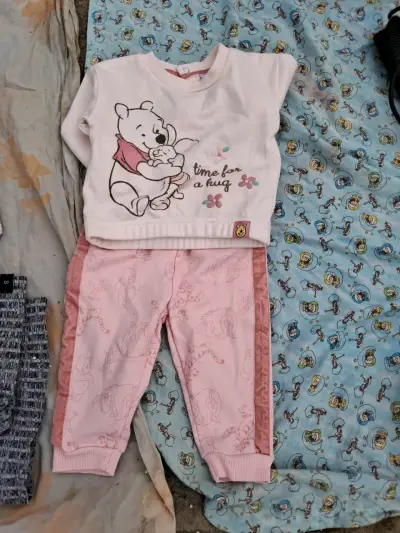 Conjunto infantil Minnie Mouse y Winnie the Pooh - miniatura 2