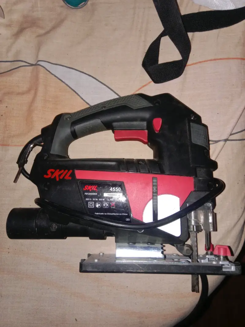 Sierra caladora Skil 4550 en buen estado - 1