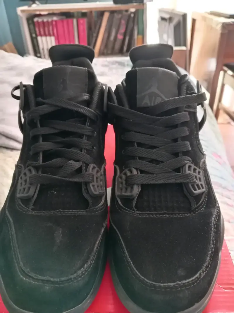 Zapatillas negras estilo J. A. - 1