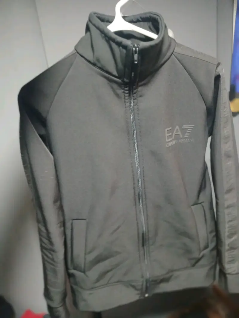 Chaqueta negra EA7 Emporio Armani para hombre - 2